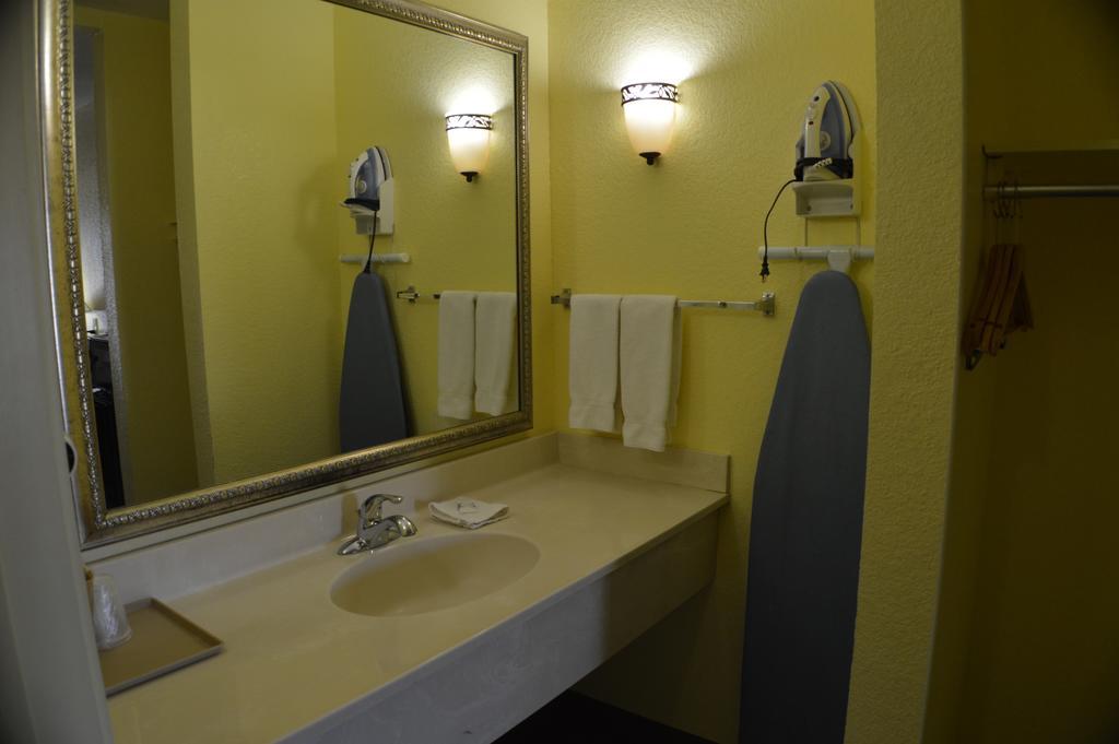 Scottish Inns Fort Worth Kamer foto