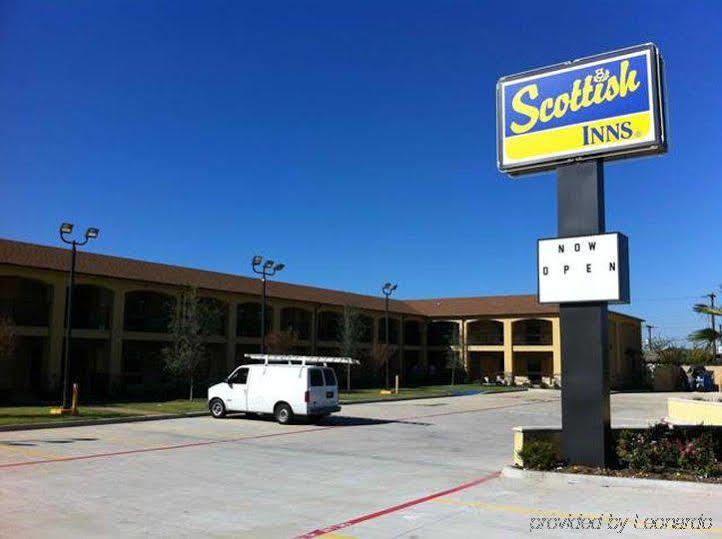 Scottish Inns Fort Worth Buitenkant foto